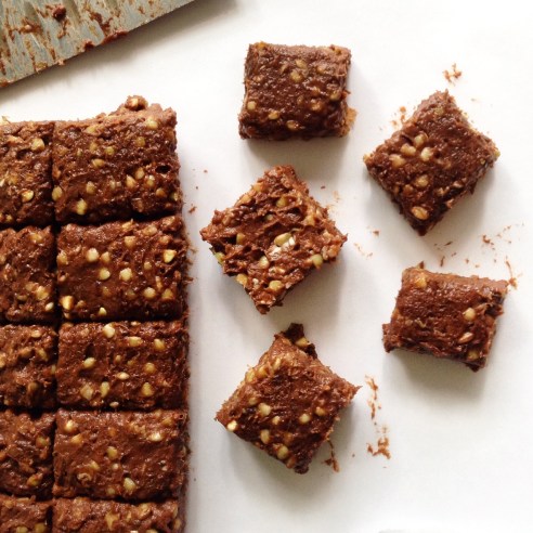 Crunchy Chocolate Caramel Bars